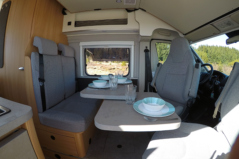 2 persons motorhome dining area in Icelandic nature