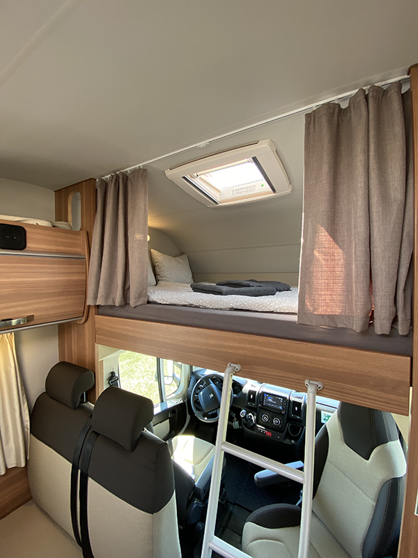 Alcove motorhome sleeping bunk bed